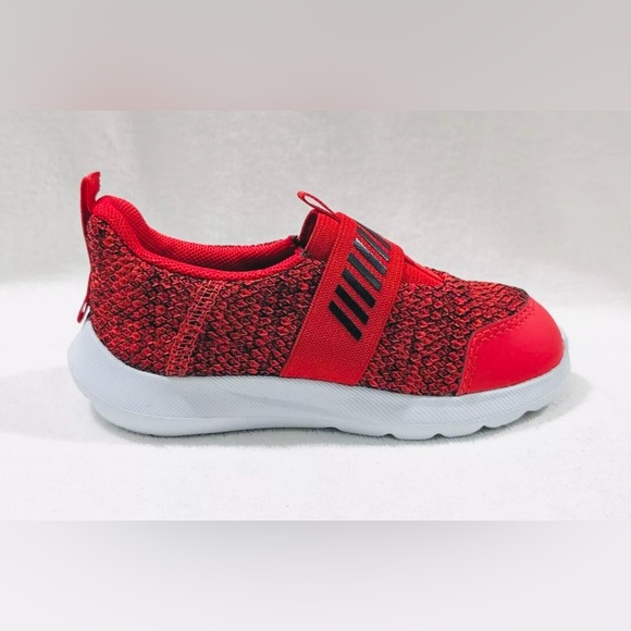 NWOB Under Armour Surge 3 Slip-on Sneakers, Red & Black, Infant/Toddler Size 5K - Picture 6 of 6